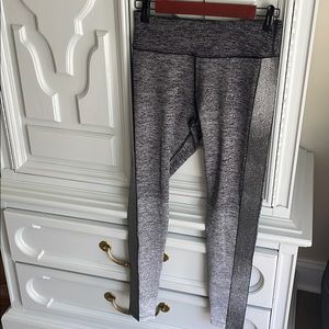 Nylona Leggings NWOT